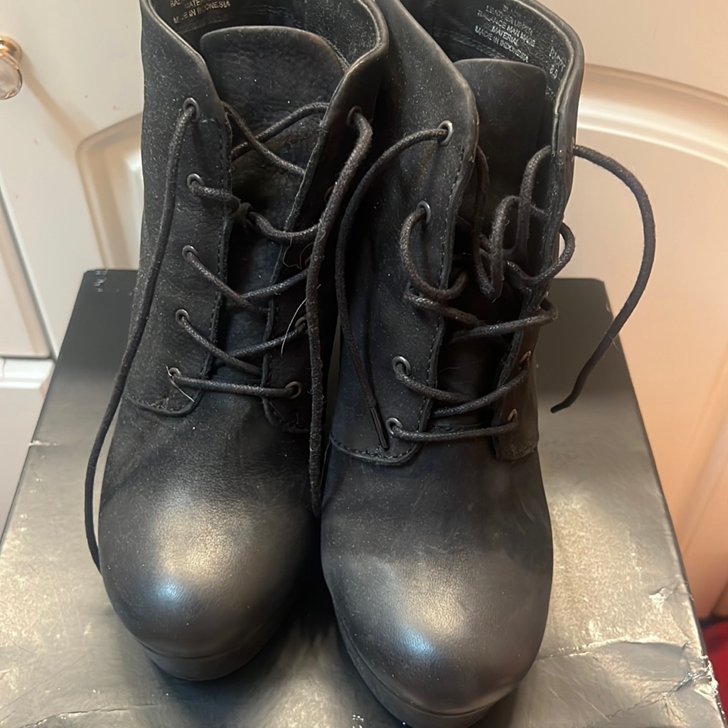 Steve Madden Ankle Boots 8 1/2